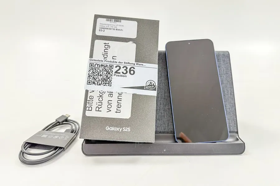 Смартфон Samsung Galaxy S25, 256 ГБ