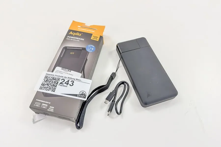 Повербанк Aqiila B20+