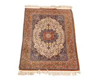 Kork-Serafin-Isfahan, Iran, very fine weave, signed, from a master manufactory, approx. 1.60 x 1.02 m