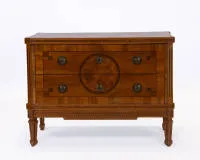 Louis XVI commode "sans traverse", probably West Germany/Palatinate or Middle Rhine, circa 1780/85, softwood carcass, veneered and marquetry in walnut and various woods