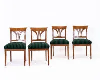 Ensemble de quatre chaises Biedermeier, 19e s., garnitures rayées vertes, dossiers décor de roseau, H. env. 90 cm