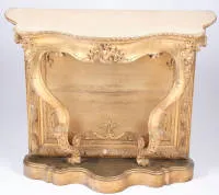 Console murale, style baroque, 2e moitié du 19e siècle, bois doré, profilé et galbé, ornements floraux, env. 82 x 90 x 40 cm