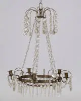 Lustre ou chandelier en cristal, Empire, 19e s., couronne à cinq feux avec pendeloques en cristal, H. 65 cm, ø 45 cm