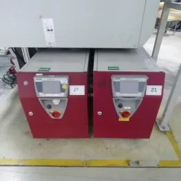 2 temperature control units
