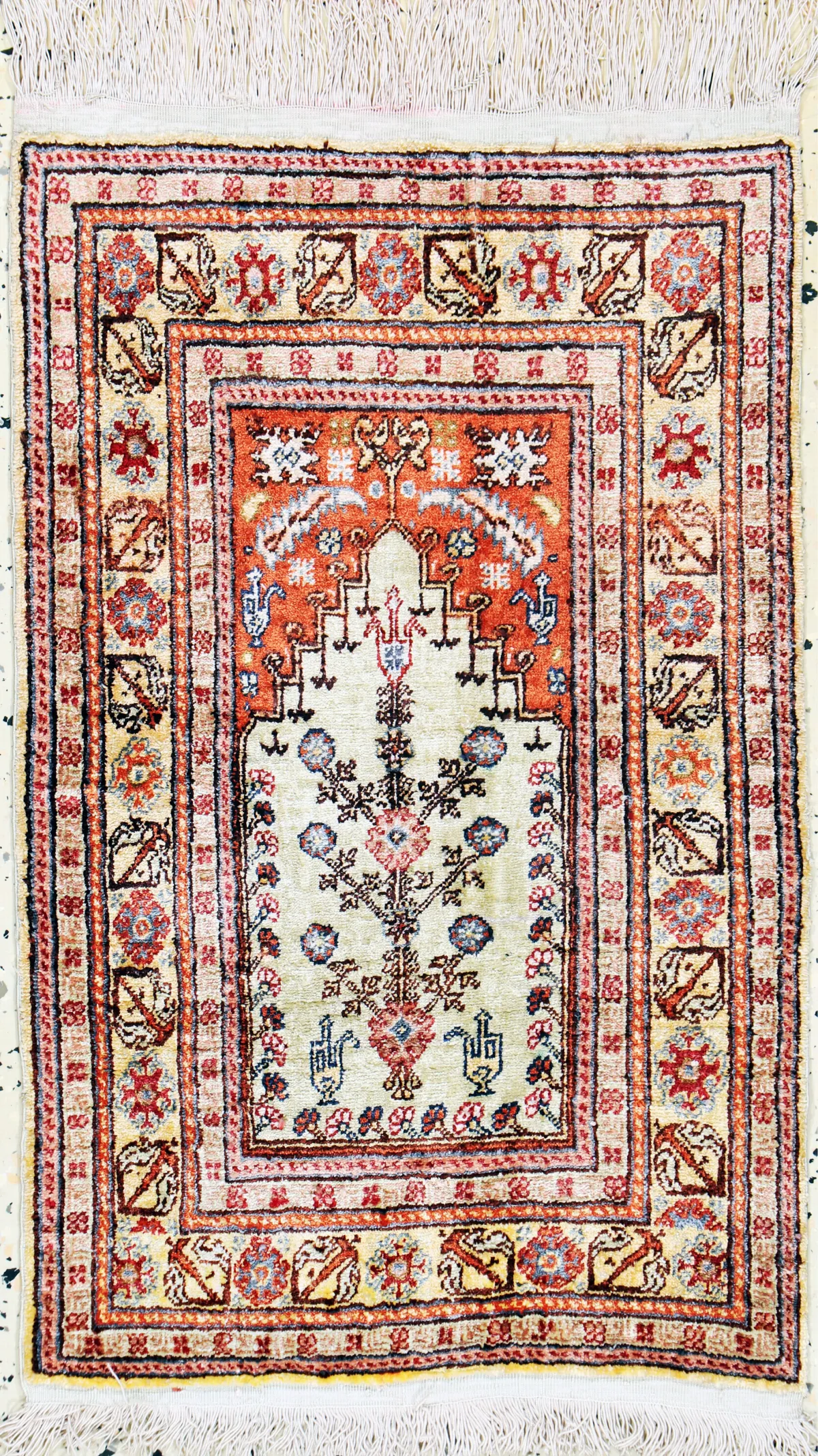 Jedwab Kayseri, Turcja, poł. XX w., czysty jedwab naturalny, ok. 62 x 40 cm, EHZ: 2