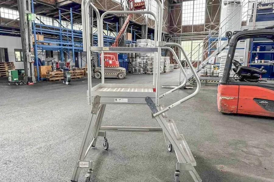 Podestleiter EUROLINE Podest 515