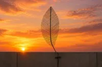 Sculpture de feuille en fer soudé – objet de jardin filigrane avec patine de rouille naturelle #0724