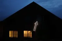 Gevelkerstboom met LED-lichtslang #0818