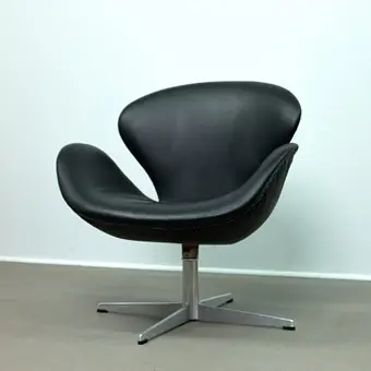 ARNE JACOBSEN. Fritz Hansen. Fauteuil / Lounge Chair, model 'Swan Chair', ontwerp uit 1958, vroege uitvoering, Denemarken.