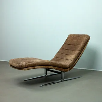BERND MÜNZEBROCK. Ligstoel / chaise longue, leer en verchroomd staal, jaren 1970.