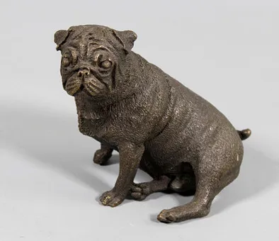 Sculpture de chien en bronze