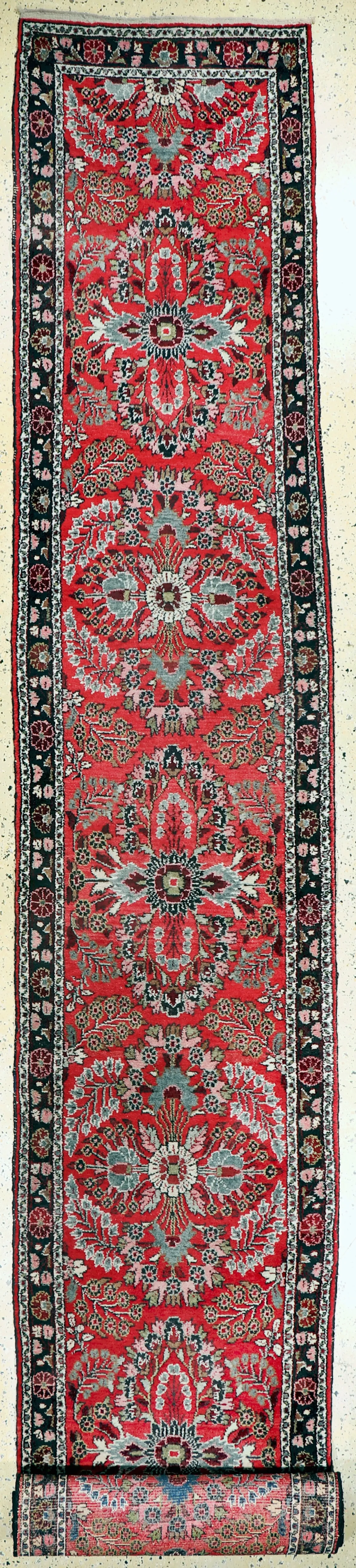 Sarogh alt, Persien, Mitte 20.Jhd, Wolle auf Baumwolle, ca. 610 x 82 cm, EHZ: 2