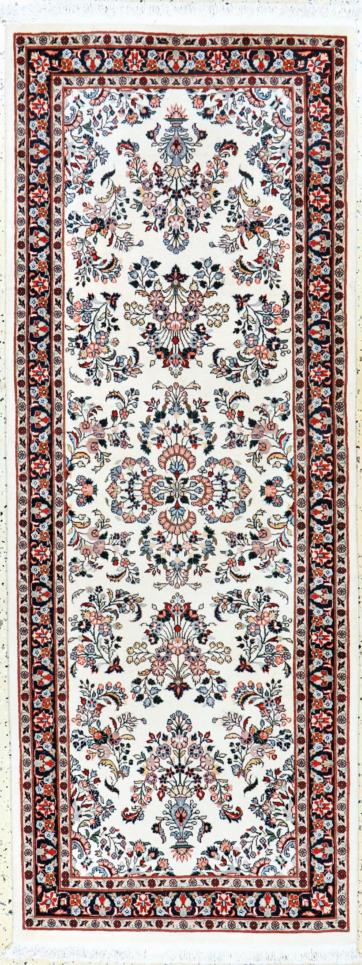 Sarogh Kork jemný, Persie, konec 20. stol., Kork vlna na bavlně, cca 204 x 78 cm,