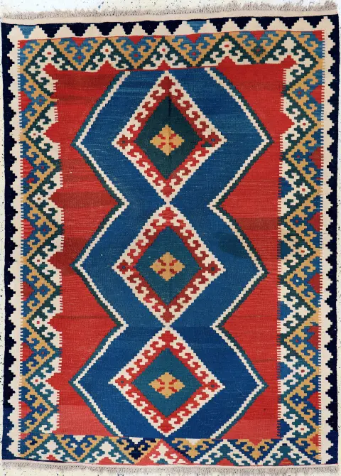 Ghaschgai Kilim, Persia, late 20th c., wool on wool, approx. 197 x 145 cm,