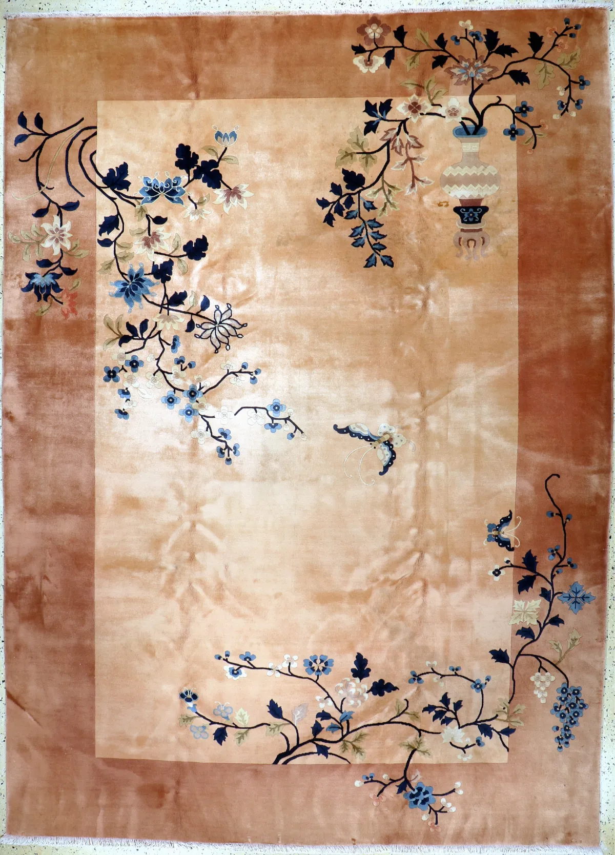 Old Peking, China, early 20th c., wool on cotton, approx. 345 x 250 cm, EHZ: 2 (stains)