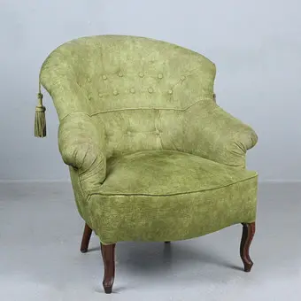 Armchair / armchair with armrests.