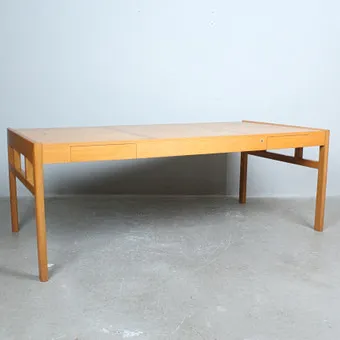 KARL-ERIK EKSELIUS. Bureau, zogenaamd regiepult, Joc Möbler, Vetlanda, ontwerp 1967.