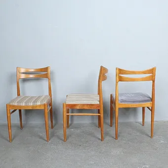 Drei Esszimmerstühle der 1970er im Stil von H.W. KLEIN.