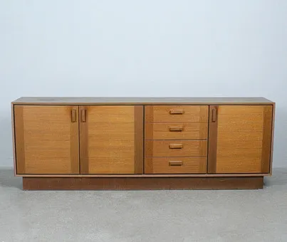 Skandinávský vintage sideboard ze 70. let.