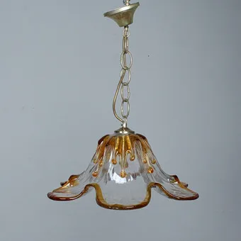 Italienische Deckenlampe in Blütenform der 1970er.