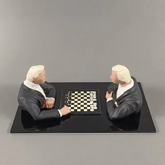 Objet de table jeu d'échecs - 2e moitié 20e s., plastique.