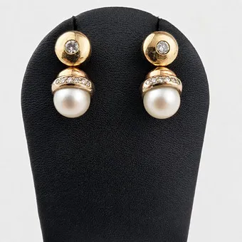 Paar parel oorbellen met diamanten - geel/rosé/witgoud 585/000.