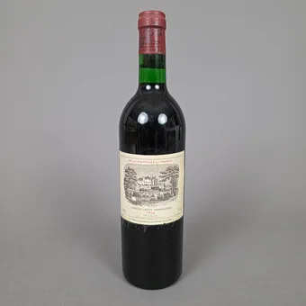 Vin roșu - Château Lafite Rothschild 1976, Pauillac, Premier Grand Cru Classé, Bordeaux, Franța.