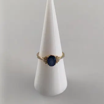 Saphirring mit Diamanten - Gelbgold (14 K), ca. 1,56 ct.
