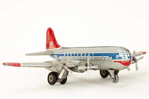 Samolot blaszany American Airlines N4070A Made in Japan, lata 1950-1960.