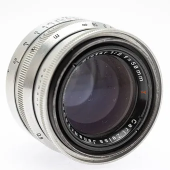 Carl Zeiss Jena Biotar T 1:2/58mm (SN 3404641) lens for M42 camera mount.