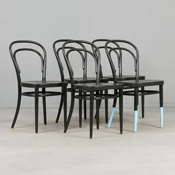 THONET. Set Kaffeehausstühle, Bugholz, Entwurf 1859, Deutschland. (5).
