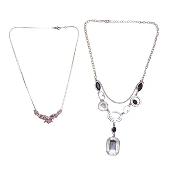 2-TEILIGES SCHMUCKKONVOLUT AUS FEINGLIEDRIGEM COLLIER UND STATEMENT-HALSKETTE.