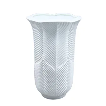 Vase en biscuit AK Kaiser, design floral