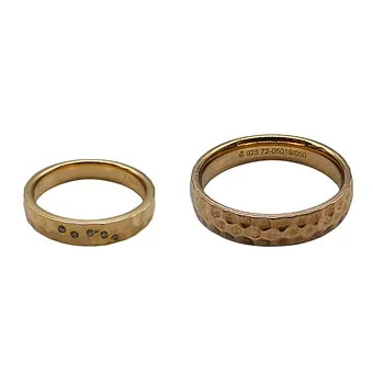Twee ringen van verguld 925 zilver.