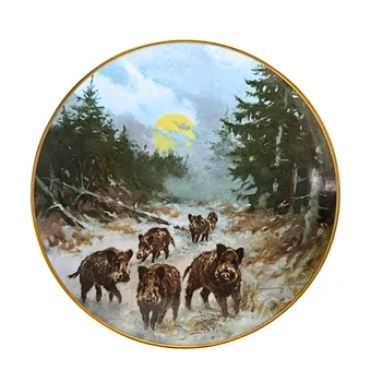 HANNES LIEDERLEY. LIMITIERTER PORZELLANTELLER "HARTE WINTERZEIT" VON AK KAISER PORZELLAN.