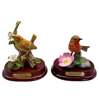 BIRD FIGURINES SET - WREN AND ROBIN IN BISCUIT PORCELAIN.
