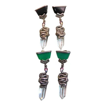 ZWEI PAAR OHRHÄNGER, 925 SILBER MIT ONYX, ACHAT, MARKASITEN UND BERGKRISTALL.