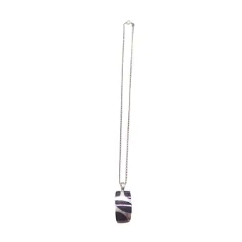 925 zilveren ketting met een 925 zilveren hanger en onyx