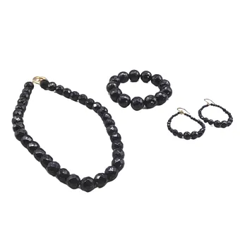 Parure en spinelle noire, perles facettées.