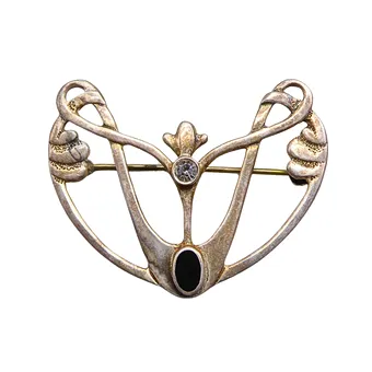BROSCHE IM JUGENDSTIL MIT ONYX UND KLAREM STEIN, 925ER SILBER.