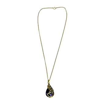 Collier avec pendentif design paon.