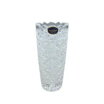 BOHEMIA-VASE AUS BLEIKRISTALL.