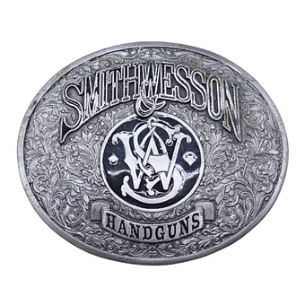 OVALE GÜRTELSCHNALLE MIT SMITH & WESSON HANDGUNS GRAVUR.