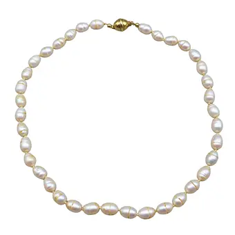 SÜSSWASSER-ZUCHTPERLENKETTE MIT VERSCHLUSS AUS 585ER GELBGOLD.