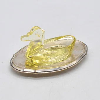 HOHMANN & KATZ. HOKA, SILVER-PLATED TRAY WITH CANARD CANÄRLI DIGESTIF GLASS, GERMANY, MID-20TH CENTURY.