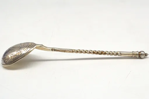 CUILLÈRE RUSSE ANTIQUE 875 ARGENT/84 ZOLOTNIKI, DORÉE, CISELÉE MOSCOU, DATÉE 1884.