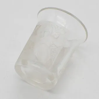 LALIQUE, "LES ENFANTS", LIKÖRGLAS, DESIGN AUS 1932.