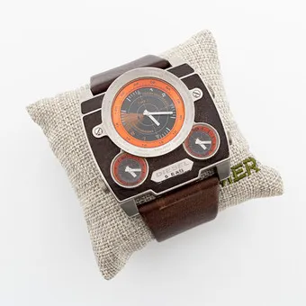 DIESEL. VINTAGE HERRENUHR "SUPER BAD ASS" KOLLEKTION.