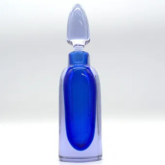 FLAVIO POLI. Murano flakon modrý sommerso, Itálie, kolem 1950. Cca 19 cm.
