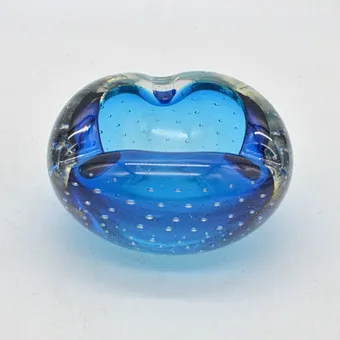 DESIGNER BOWL, MULTIPLE STUDIO GLASS, BLUE-TRANSPARENT WITH AIR INCLUSIONS, SCANDINAVIAN REGION, MID-20TH CENTURY.
